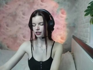 redhead feeviun2 is 19 years old. Speaks english, russian. Lives in 