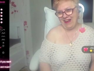 redhead Sex Cam flamepussy is 63 years old. Speaks english, french. Lives in 