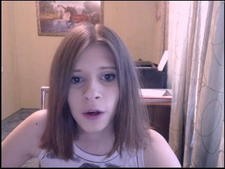 melaniecute is 18 years old. Speaks english, russian. Lives in 
