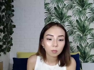  Sex Cam laddyluckk is 19 years old. Speaks english, . Lives in 
