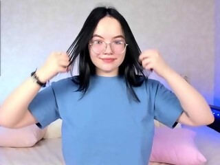 big boobs Sex Cam akeno-san is 19 years old. Speaks english, . Lives in 
