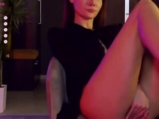  Sex Cam flowerr_powerr is 24 years old. Speaks English. Lives in Here and there