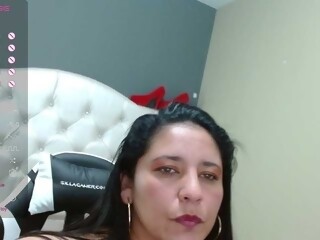 spanish Sex Cam momsweetsofia1 is 35 years old. Speaks english, spanish. Lives in bogota