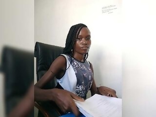 black Sex Cam sexy-dee is 23 years old. Speaks english, . Lives in mombasa