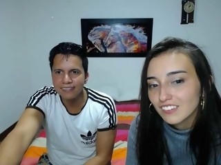 spanish Sex Cam emily-liam is 18 years old. Speaks english, spanish. Lives in 
