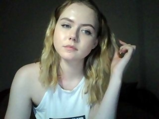 dirty Sex Cam amiecutie is 18 years old. Speaks english, russian. Lives in 