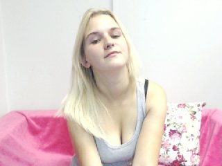 sarahlive is 26 years old. Speaks english, german. Lives in 