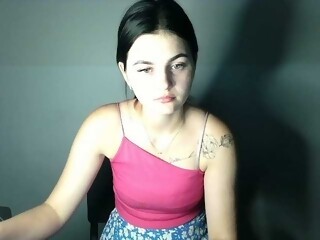 white Sex Cam ariannagrey is 19 years old. Speaks english, russian. Lives in italy