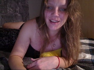 collegejul is 24 years old. Speaks english, french. Lives in 