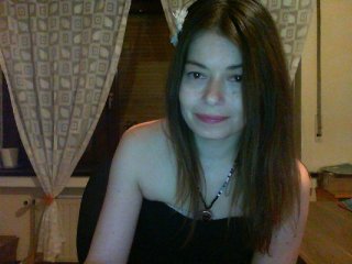 brunette sexysarah177 is 25 years old. Speaks english, german. Lives in 