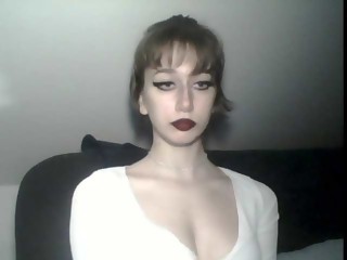  Sex Cam emilyhoney is 19 years old. Speaks english, . Lives in 