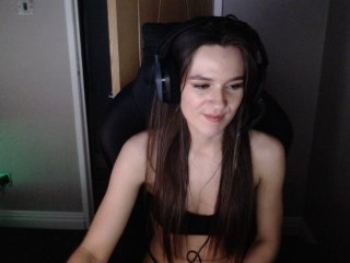 horny Sex Cam naoise8495 is 21 years old. Speaks english, . Lives in amsterdam