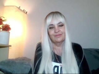 40-99 Sex Cam melaniemature is 51 years old. Speaks english, . Lives in 