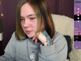 shaved Sex Cam icewomanx is 21 years old. Speaks english, . Lives in 