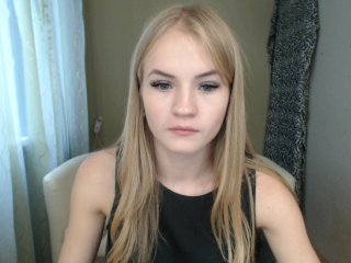 18-19 Sex Cam barbiebloom is 18 years old. Speaks english, . Lives in 