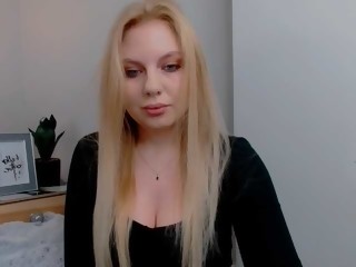 white Sex Cam lilyhotty is 23 years old. Speaks english, german. Lives in 