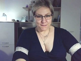 russian Sex Cam sarademur is 40 years old. Speaks english, russian. Lives in 